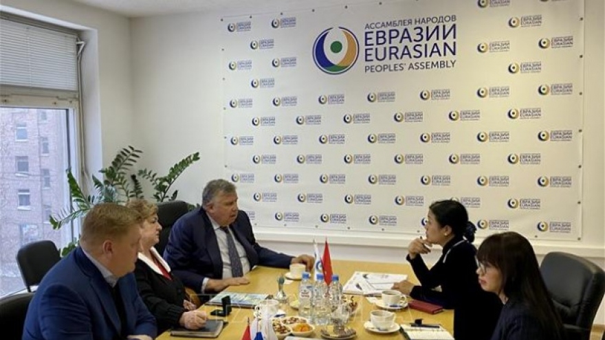 VUFO President holds working session with Eurasian People's Association